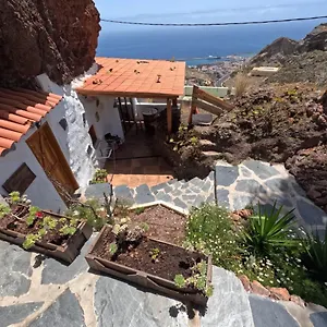 Alessia With Jacuzzi ,garden & Swimming Pool Santa Cruz de Tenerife